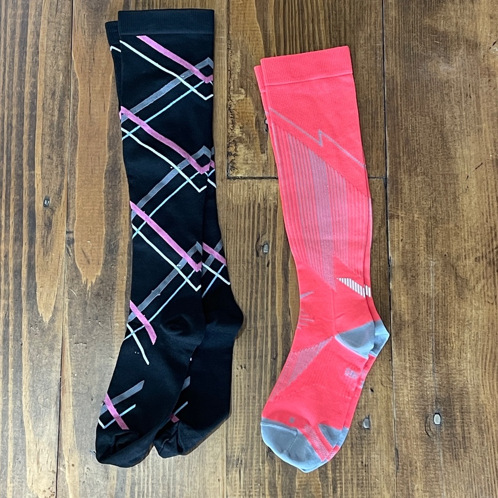 NEW Nike Elite Graduated Compression OTC Running Socks Pink Gray 5.5-7 W/Unisex